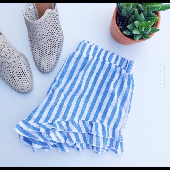 Cute striped shorts for summer - Picture 2 of 2